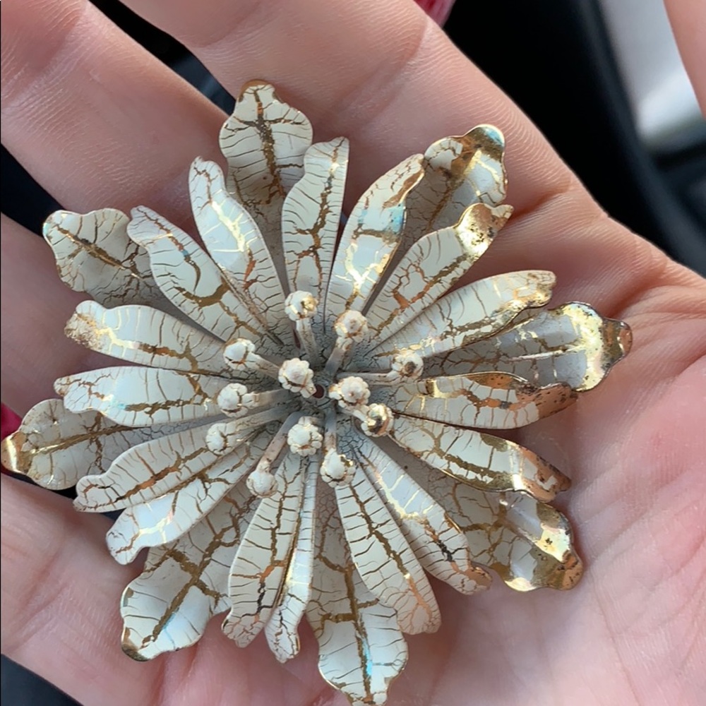 Huge Vintage Flower Enamel Gold Tone Brooch